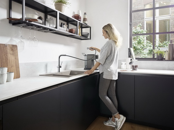 Смеситель для кухни Hansgrohe Talis 270 1jet с вытяжным изливом 72 см sBox хром