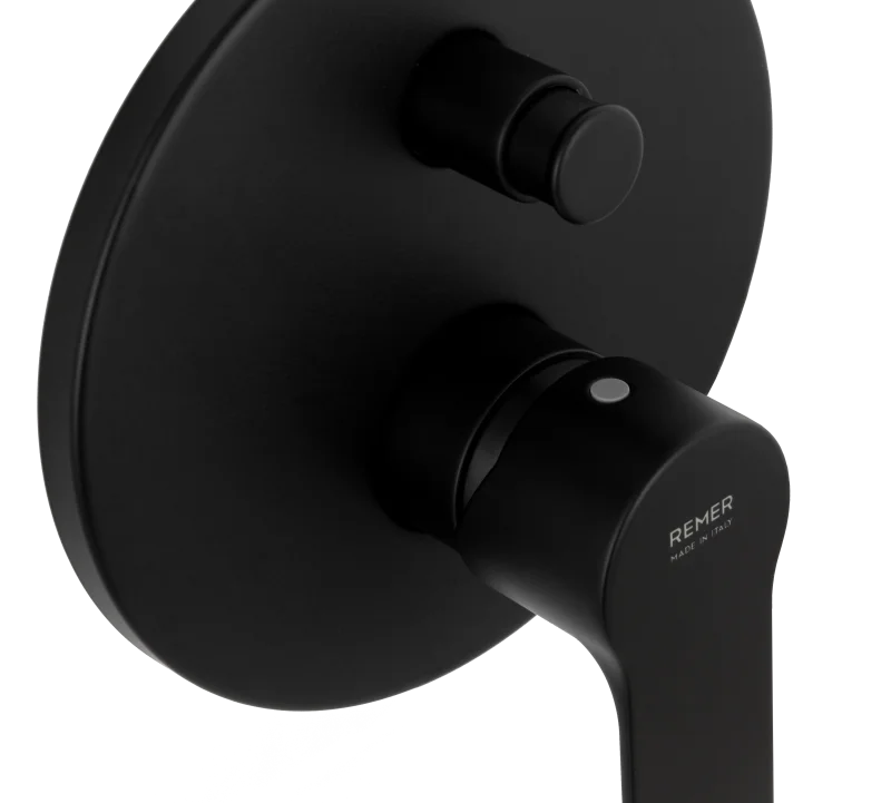 Душевая система Remer Energy EY09S02MD25NOVB, черный матовый