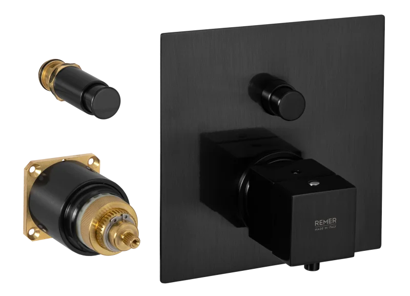 Смеситель термостатический для душа Remer Q-Elegance QT09KBCFP, черный брашированный хром