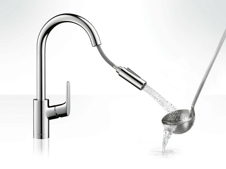 Смеситель для кухонной мойки Hansgrohe Focus 31815000 с вытяжным изливом, хром