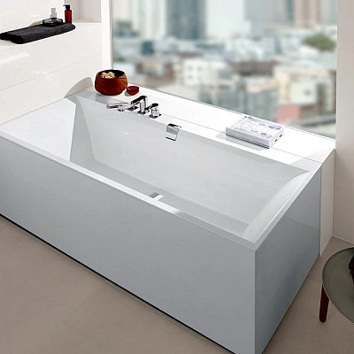 Квариловая ванна Villeroy & Boch Squaro Edge