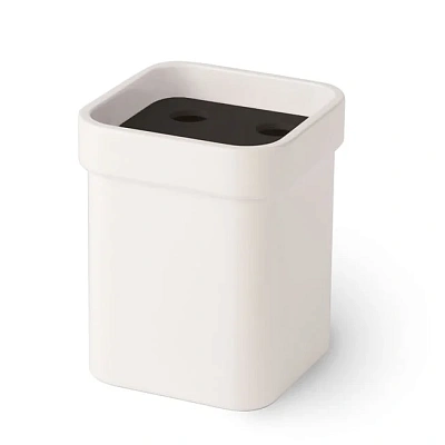 Стакан 5146.18 керамический белый с черной вставкой