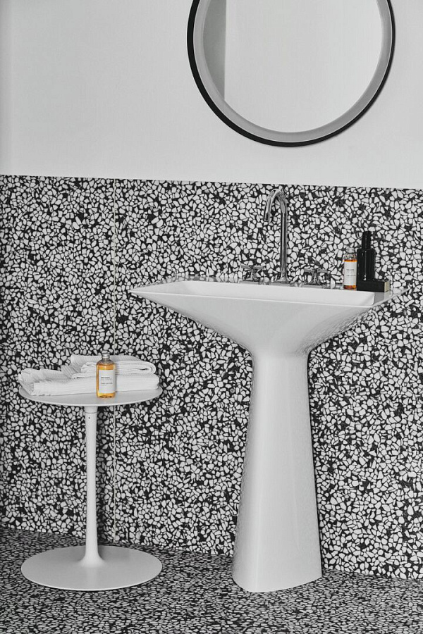 Раковина-моноблок Ideal Standard Atelier Tipo-Z на три отверстия T4426V1, белый матовый