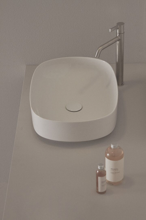 Раковина-чаша Ideal Standard Atelier Linda-X 55x38 см T440201 без перелива, белый глянцевый